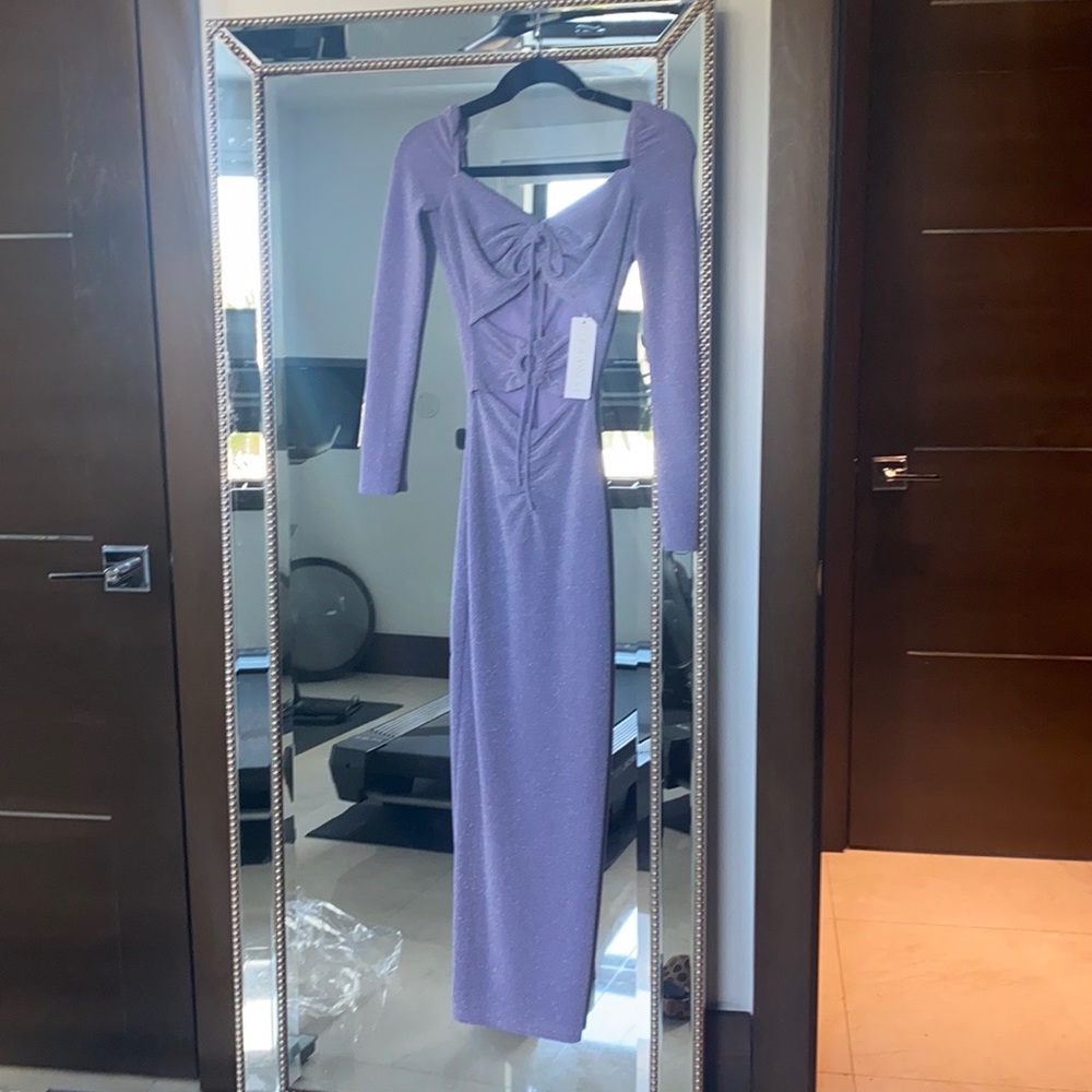 This dress fits super cute. Perfect for a night out. - Picture 3 of 9
